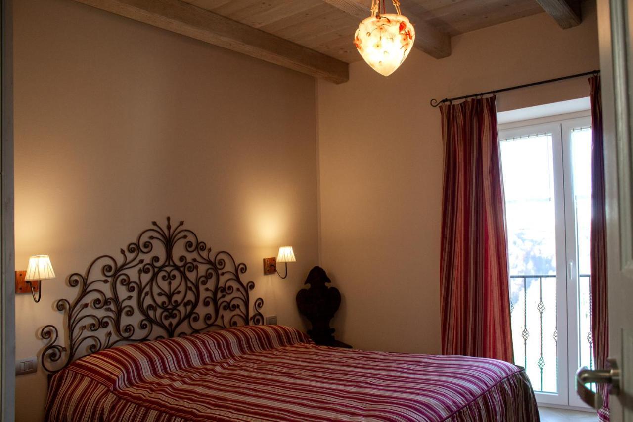 Casa Taro Bed and Breakfast Marsaglia  Exteriör bild